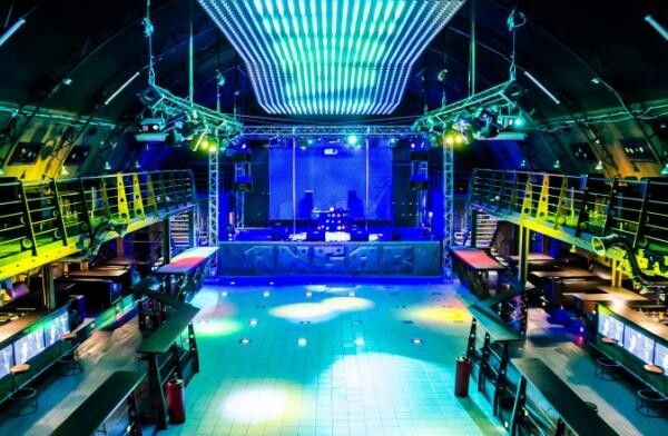 Клуб «Ангар‎»‎