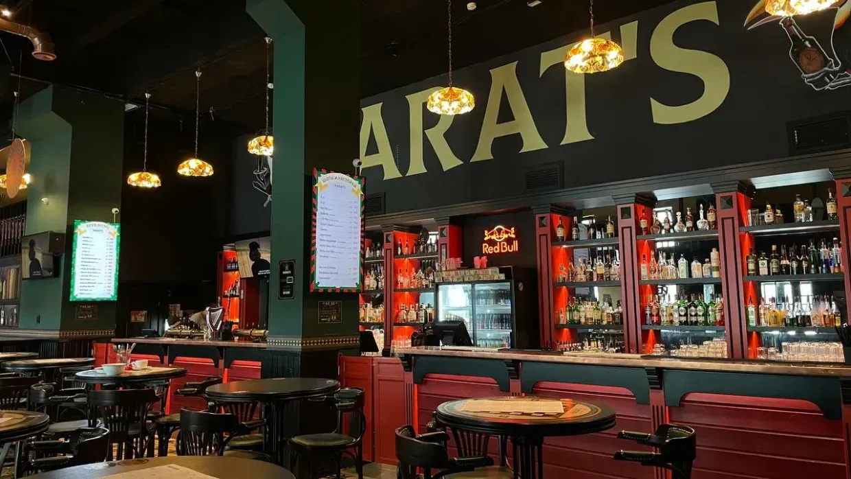Harat's Pub